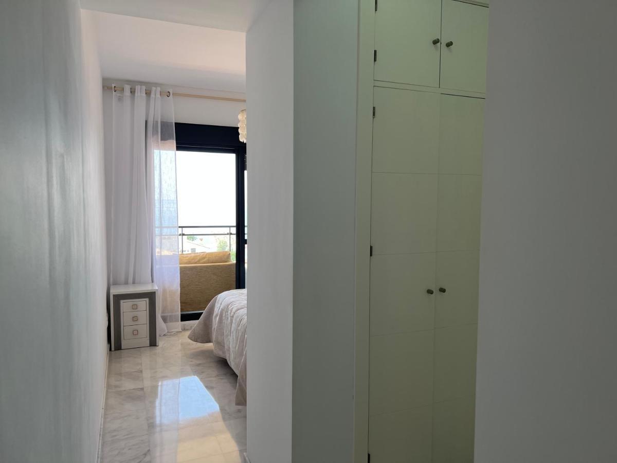 Breathtaking Sea View Lejlighed Estepona Eksteriør billede
